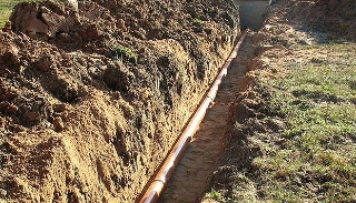 Копка траншей для водопровода в Благовещенске: цена за метр от 940 руб.